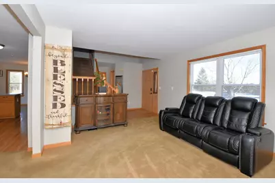 W142N9823  Amber Dr, Germantown, WI 53022 - Photo 15