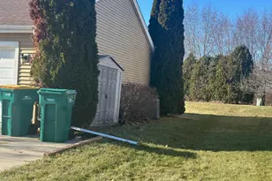 W142N9823 Amber Dr, Germantown, WI 53022 - Photo 45