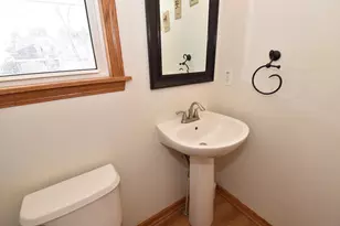 W142N9823 Amber Dr, Germantown, WI 53022 - Photo 31