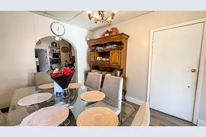 1332 S Memorial Dr, Racine, WI 53403 - Photo 9