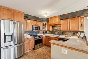 1617 Grey Fox Trail, Mukwonago, WI 53149 - Photo 5