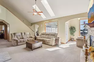 1617 Grey Fox Trail, Mukwonago, WI 53149 - Photo 15