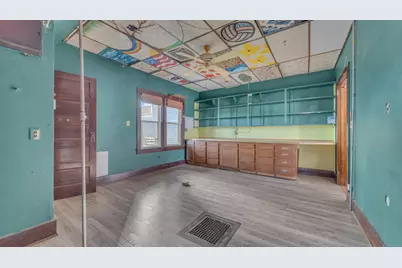 923  Michigan Ave, Sheboygan, WI 53081 - Photo 7