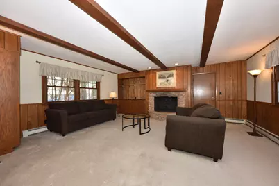 10551 W Keefe Ave, Wauwatosa, WI 53222 - Photo 17