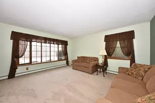 10551 W Keefe Ave, Wauwatosa, WI 53222 - Photo 7