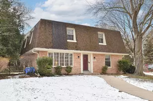 10551 W Keefe Ave, Wauwatosa, WI 53222 - Photo 1