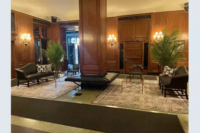 925 E Wells St #325, Milwaukee, WI 53202 - Photo 23