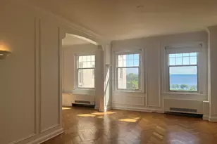 925 E Wells St, Milwaukee, WI 53202 - Photo 5