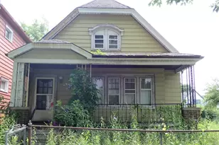 3290 N 10th St, Milwaukee, WI 53206 - Photo 1