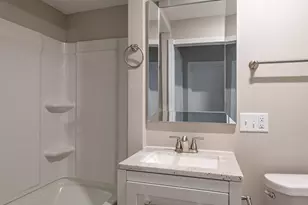 933 Denton St, La Crosse, WI 54601 - Photo 15