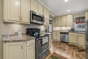 4939 N 126th St, Butler, WI 53007 - Photo 7