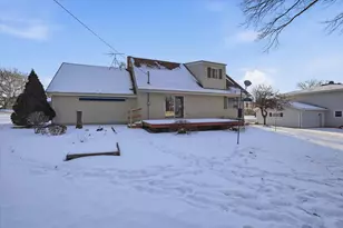 465 Dardis Dr, Burlington, WI 53105 - Photo 23