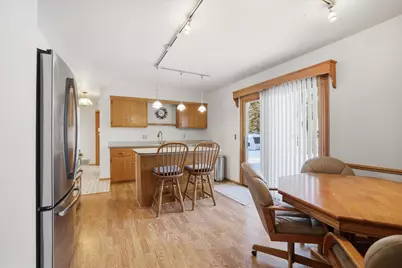 465  Dardis Dr, Burlington, WI 53105 - Photo 5