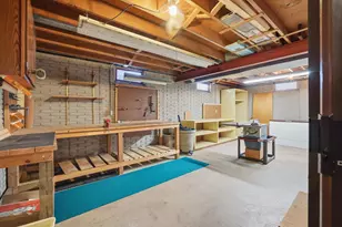 465 Dardis Dr, Burlington, WI 53105 - Photo 17