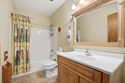 465  Dardis Dr, Burlington, WI 53105 - Photo 9