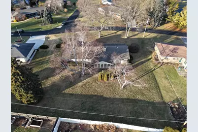 207  Old Pine Cir, Racine, WI 53402 - Photo 21