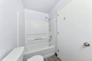 N110W17098 Ashbury Ln, Germantown, WI 53022 - Photo 23