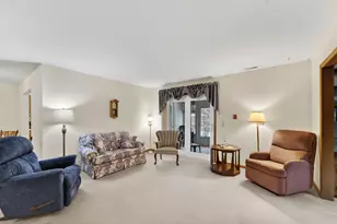 948 Dorothy Ct, Burlington, WI 53105 - Photo 3