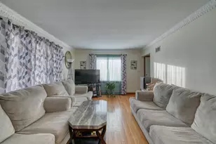 3200 N 77th St, Milwaukee, WI 53222 - Photo 11