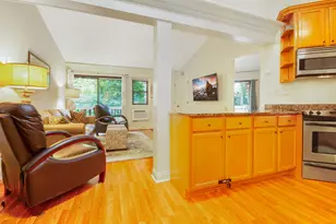 403 Deerpath -, Fontana, WI 53125 - Photo 3