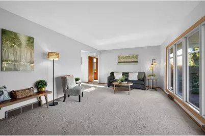 8942 N Silver Brook Ln, Brown Deer, WI 53223 - Photo 5