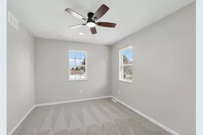 1617  Derby Ave, Racine, WI 53403 - Photo 17