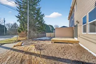 1617 Derby Ave, Racine, WI 53403 - Photo 27