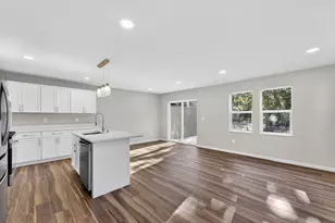 1619 Derby Ave, Racine, WI 53403 - Photo 9