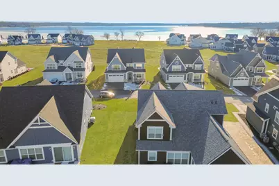 2631  Mooring Ct, Delavan, WI 53115 - Photo 33