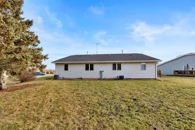 526 N 12th St, Oostburg, WI 53070 - Photo 25