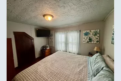 2324  Forest Ave, Two Rivers, WI 54241 - Photo 21