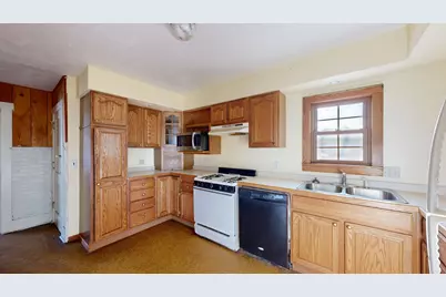 809  Ontario Ave, Cashton, WI 54619 - Photo 11