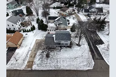 3009 W Renee Ct, Mequon, WI 53092 - Photo 39