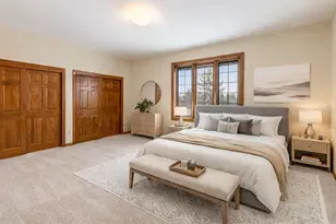 9500 N Valley Hill Rd, River Hills, WI 53217 - Photo 25