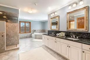 9500 N Valley Hill Rd, River Hills, WI 53217 - Photo 23