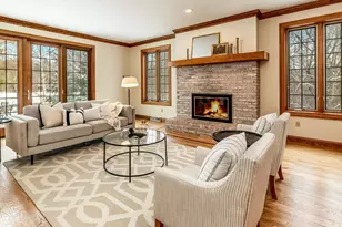 9500 N Valley Hill Rd, River Hills, WI 53217 - Photo 13