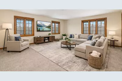 9500 N Valley Hill Rd, River Hills, WI 53217 - Photo 23