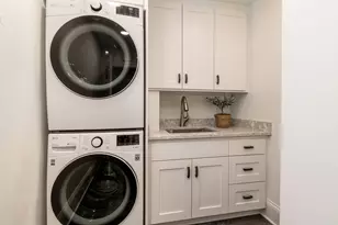 9500 N Valley Hill Rd, River Hills, WI 53217 - Photo 31