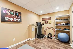 609 Evergreen Terrace, Port Washington, WI 53074 - Photo 23