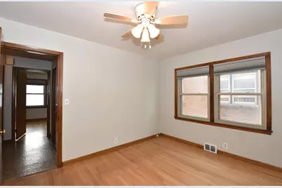 9323 W Wisconsin Ave #9325, Milwaukee, WI 53226 - Photo 21
