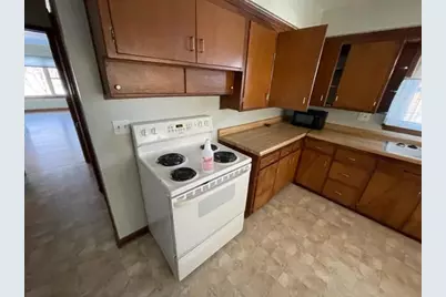 9323 W Wisconsin Ave #9325, Milwaukee, WI 53226 - Photo 23