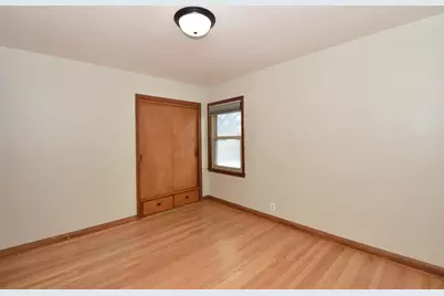 9323 W Wisconsin Ave #9325, Milwaukee, WI 53226 - Photo 17