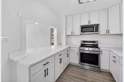 1824  Rapids Dr, Racine, WI 53404 - Photo 3