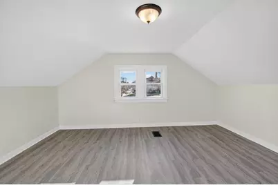 1824  Rapids Dr, Racine, WI 53404 - Photo 17