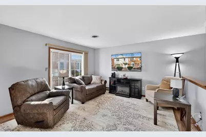 7020  Mariner Dr #105, Racine, WI 53406 - Photo 3