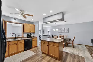 7020 Mariner Dr, Racine, WI 53406 - Photo 17