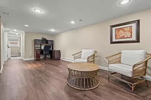 2621 S Seymour Pl, West Allis, WI 53227 - Photo 35