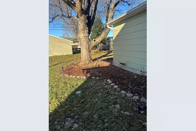 3315  Leonard St, La Crosse, WI 54601 - Photo 9