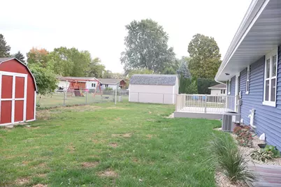 2711  Hyacinth Ave, Janesville, WI 53545 - Photo 33