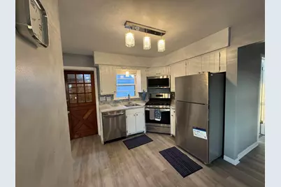 2336 W Lawn Ave, Milwaukee, WI 53209 - Photo 5